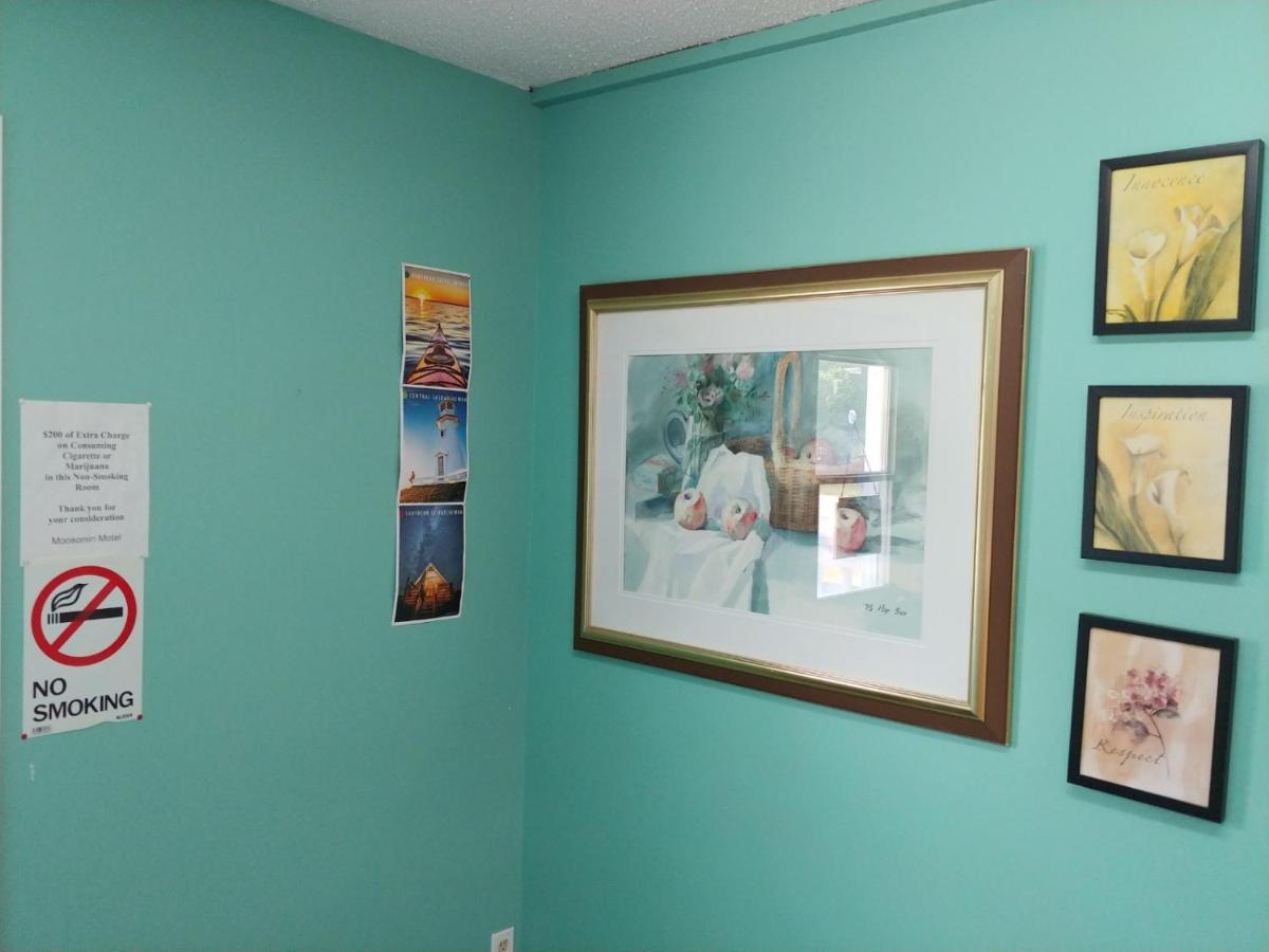 Moosomin Motel Extérieur photo