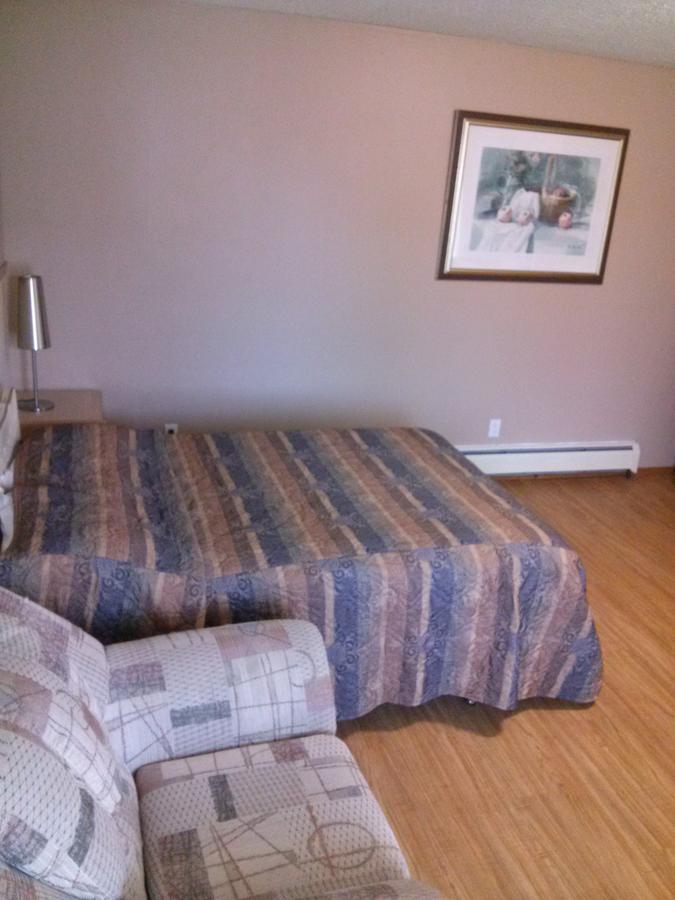 Moosomin Motel Extérieur photo