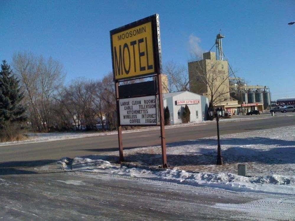 Moosomin Motel Extérieur photo