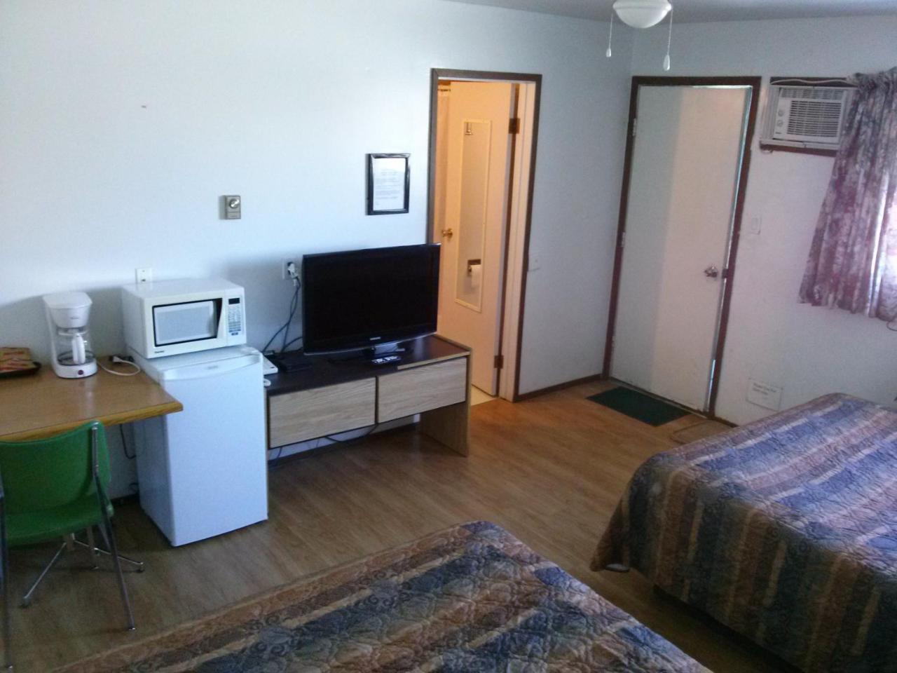 Moosomin Motel Extérieur photo