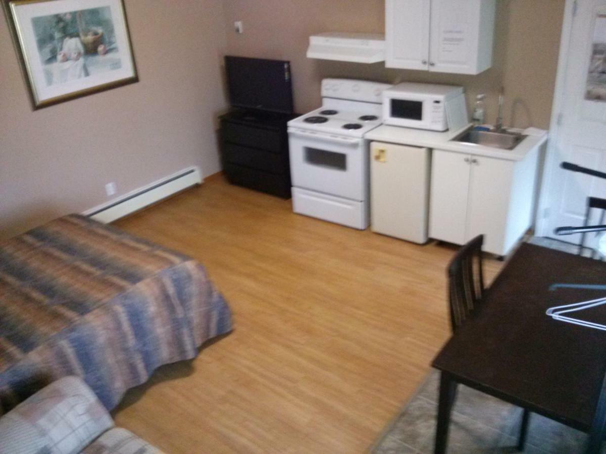 Moosomin Motel Extérieur photo