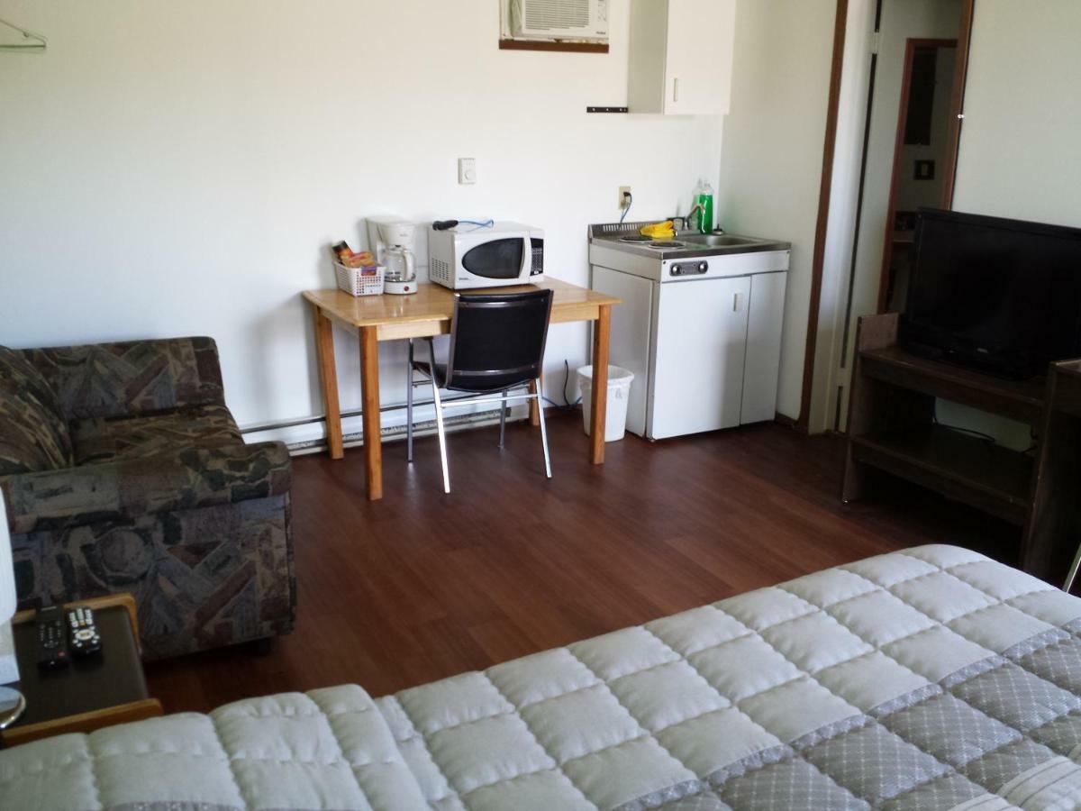 Moosomin Motel Extérieur photo